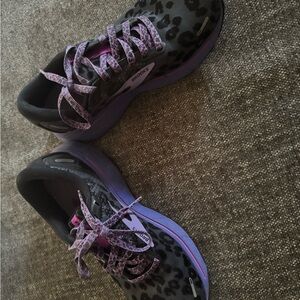 Brooks Women's Athletic Shoes - Black and Purple Leopard Print